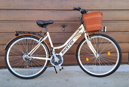 28-as, váltós női kerékpár 01